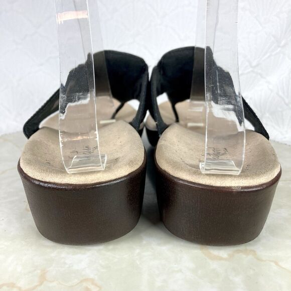 Clarks Sandals Womens 10 Black Leather Phebe Mist Thong Comfort Wedge Slip On - Picture 9 of 15